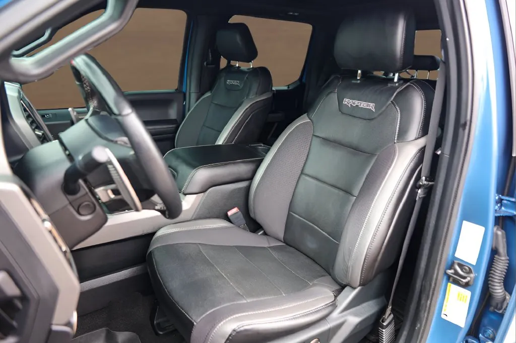 Ford F-150 photo 7