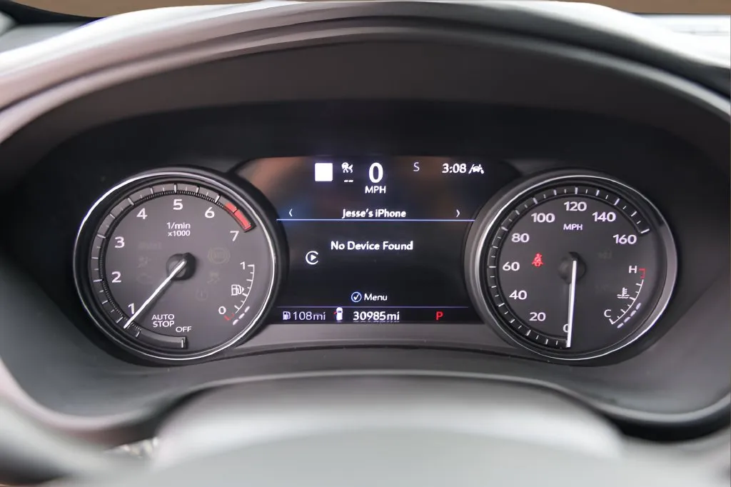 Cadillac XT4 photo 11