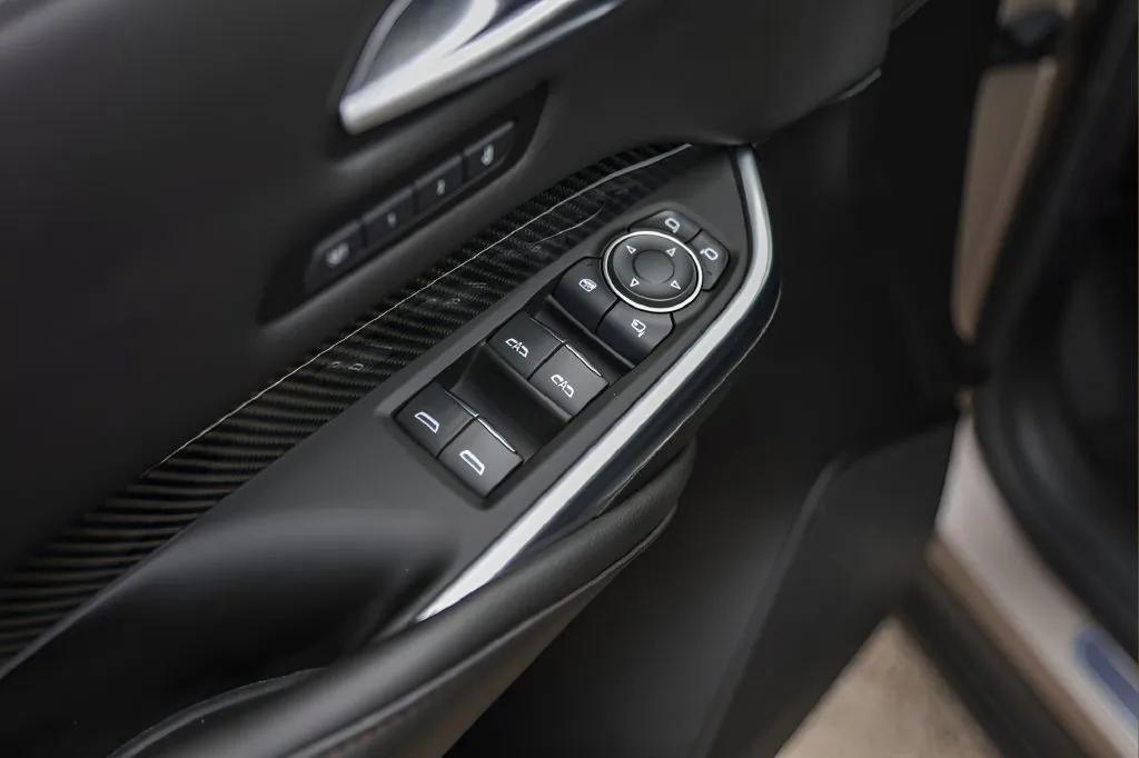 Cadillac XT4 photo 23