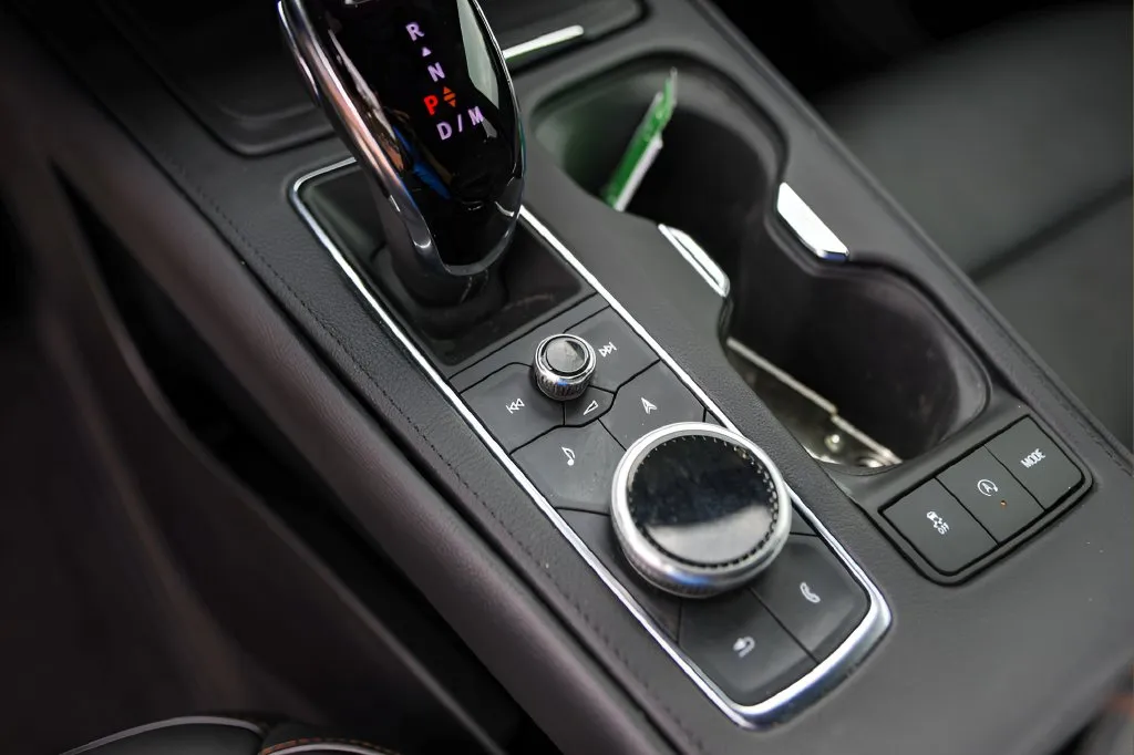 Cadillac XT4 photo 21