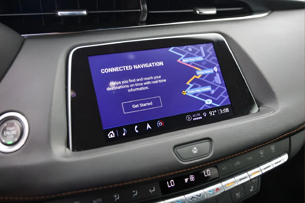 Cadillac XT4 photo 16