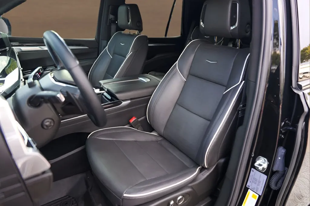 Cadillac Escalade photo 7
