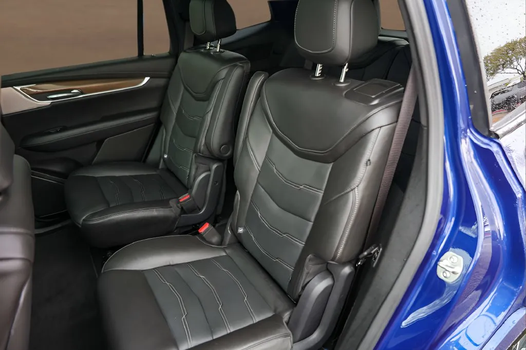 Cadillac XT6 photo 24