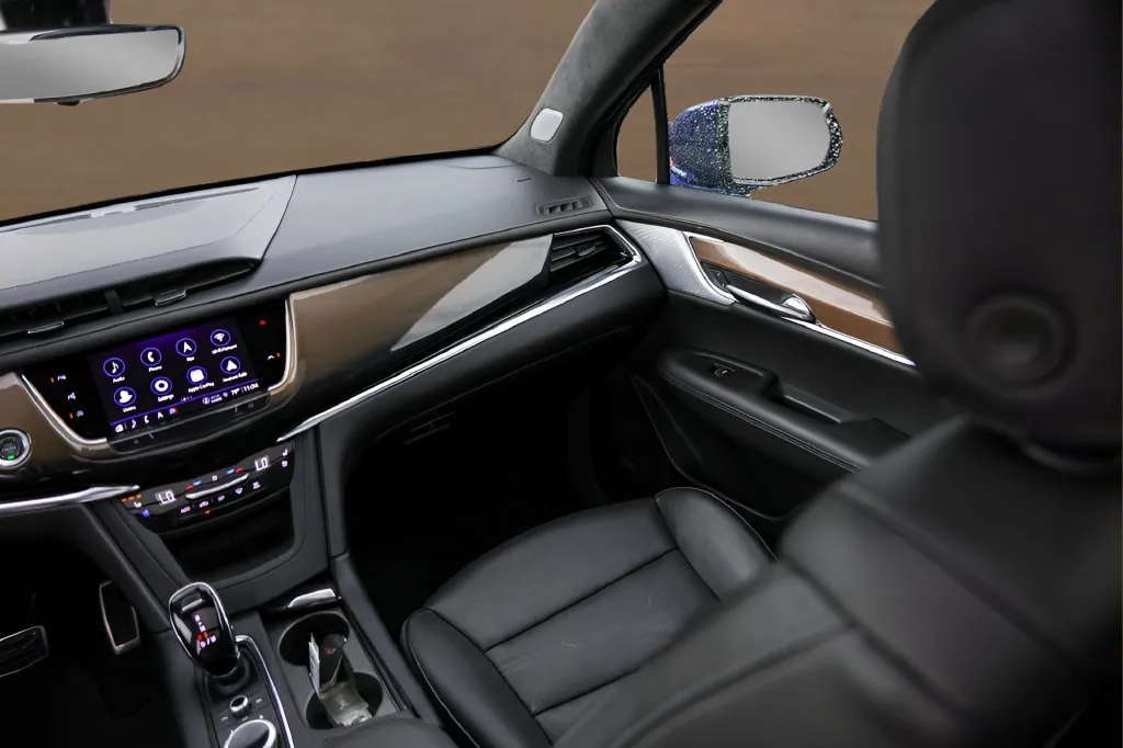 Cadillac XT6 photo 28