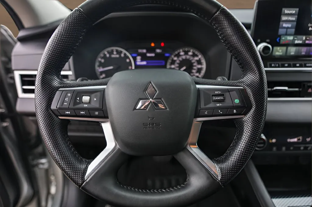 Mitsubishi Outlander photo 12