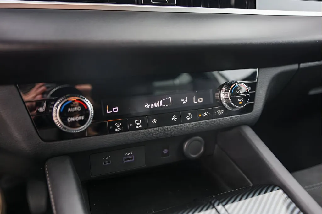 Mitsubishi Outlander photo 17
