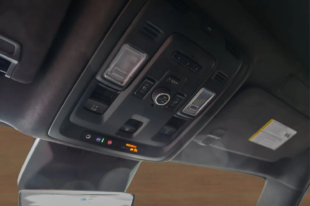 Cadillac Escalade ESV photo 23