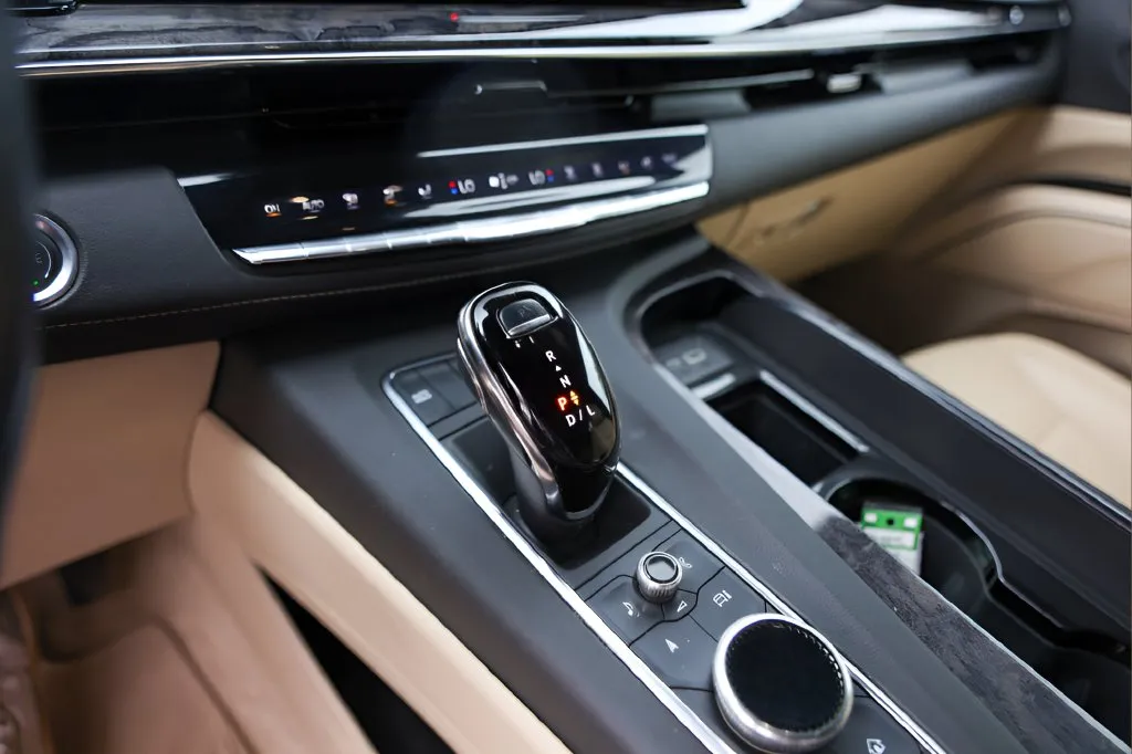 Cadillac Escalade photo 20