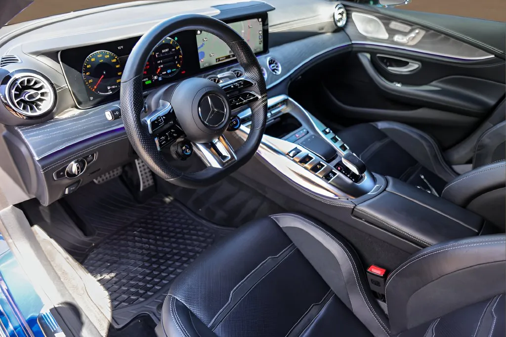 Mercedes-Benz AMG GT 53 photo 10