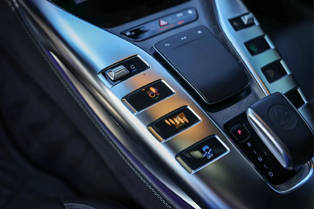 Mercedes-Benz AMG GT 53 photo 18