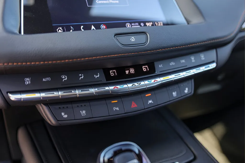 Cadillac XT4 photo 19