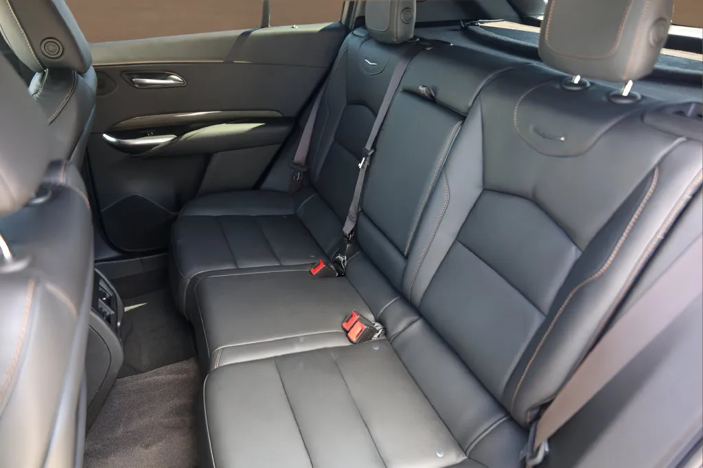 Cadillac XT4 photo 25