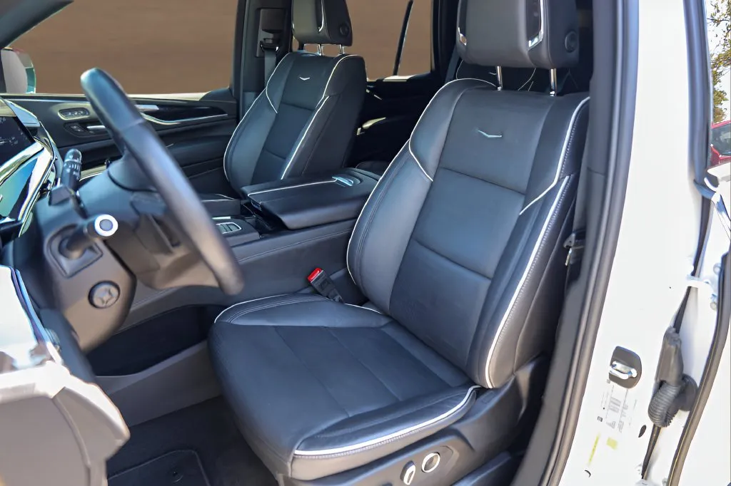 Cadillac Escalade photo 7