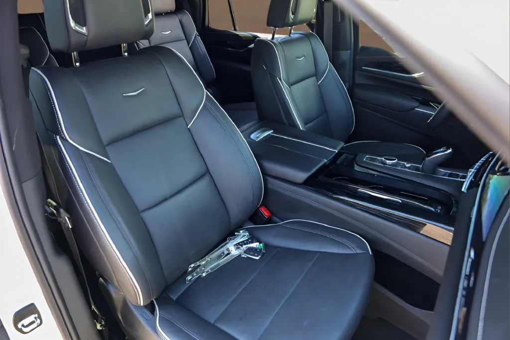 Cadillac Escalade photo 31