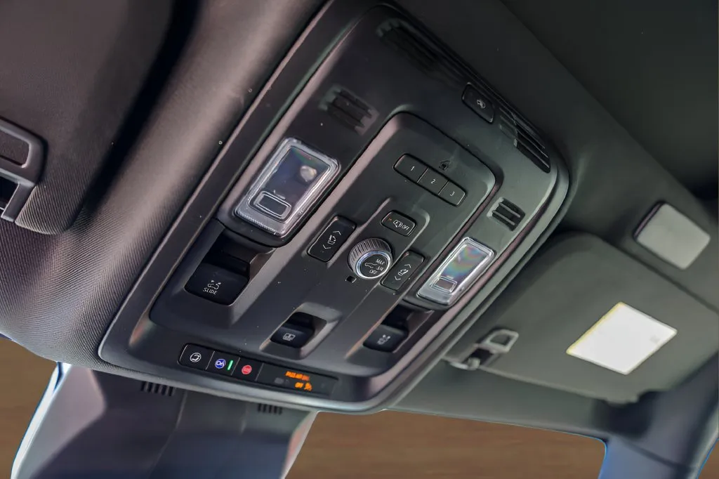 Cadillac Escalade photo 20