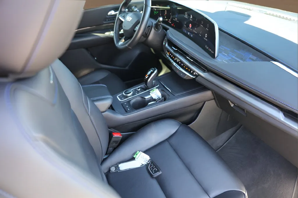 Cadillac XT4 photo 28