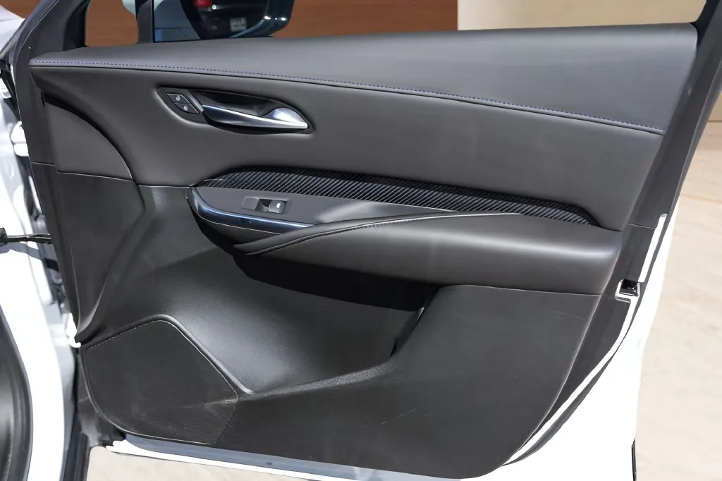 Cadillac XT4 photo 27