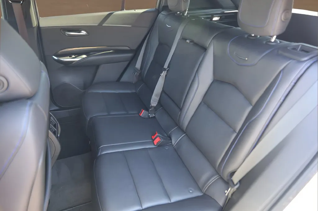 Cadillac XT4 photo 23