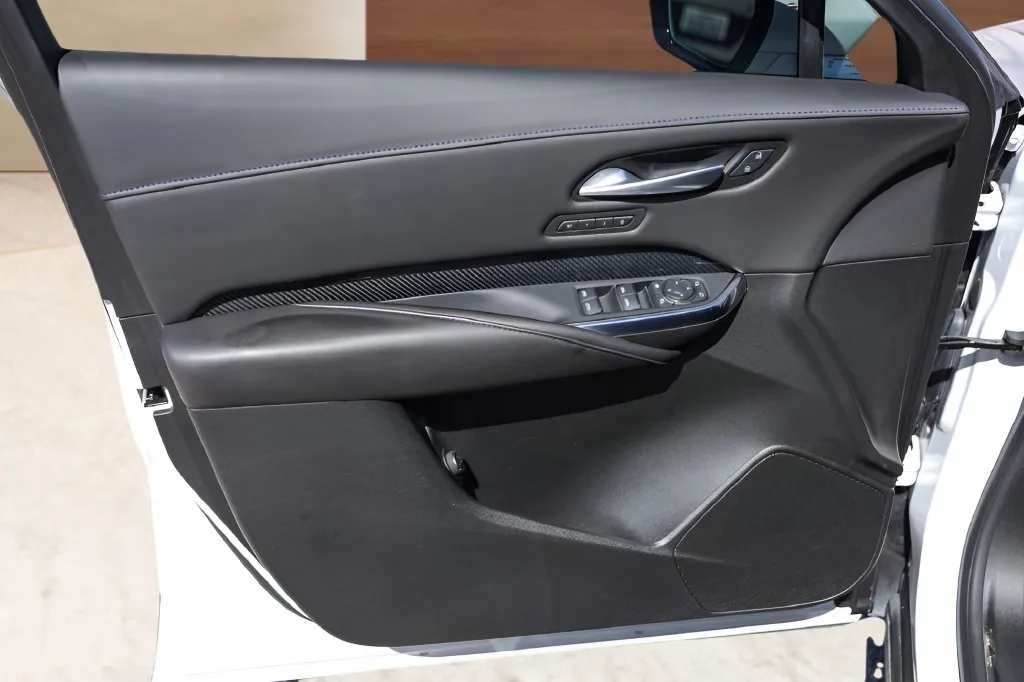 Cadillac XT4 photo 22