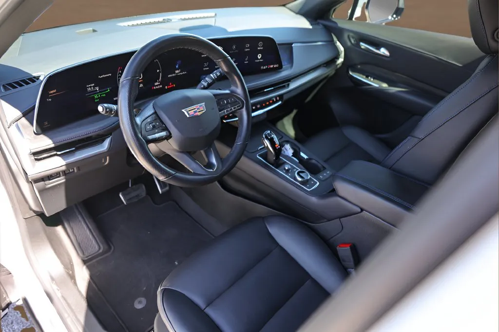Cadillac XT4 photo 10