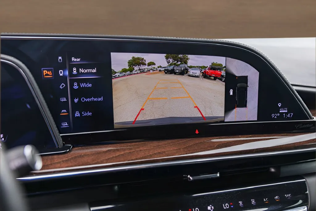 Cadillac Escalade photo 17