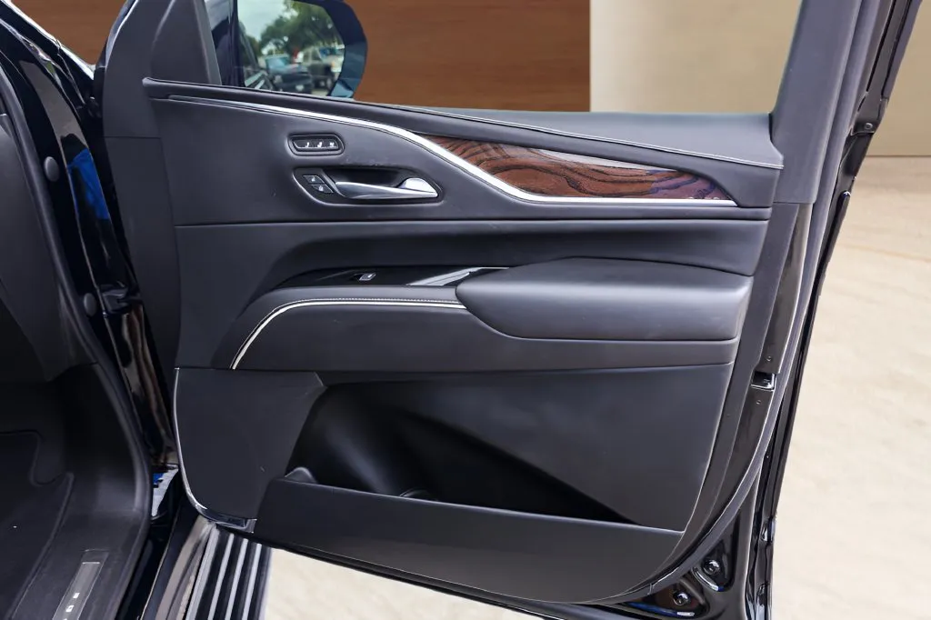 Cadillac Escalade photo 31