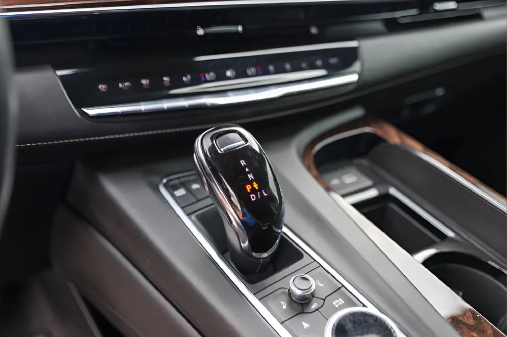 Cadillac Escalade photo 19