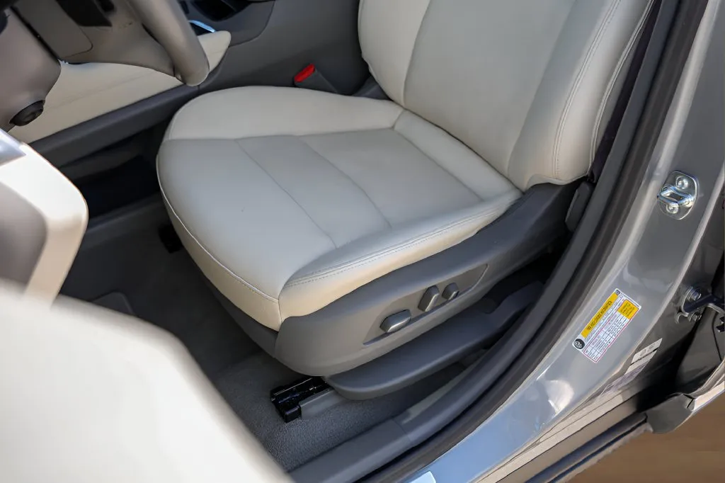 Cadillac XT6 photo 8