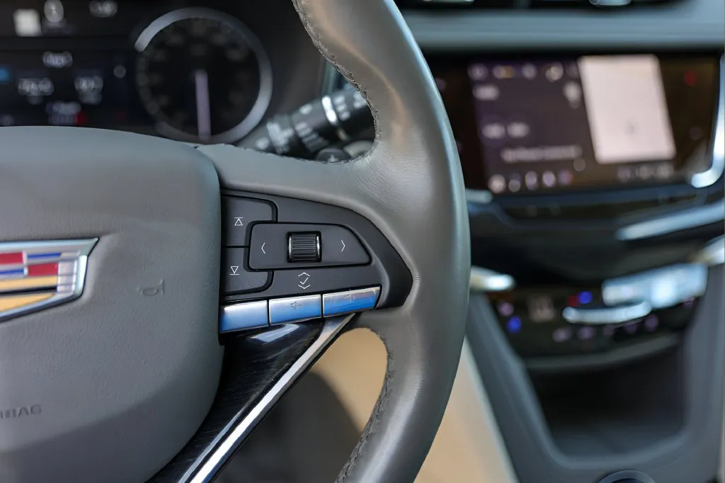Cadillac XT6 photo 13