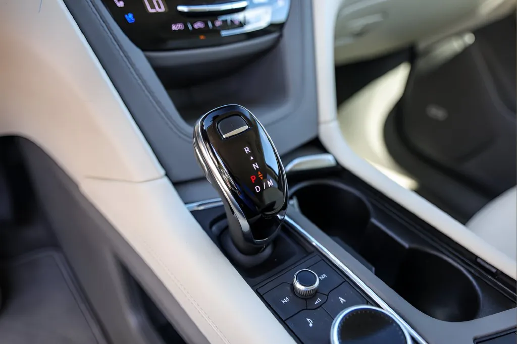 Cadillac XT6 photo 20