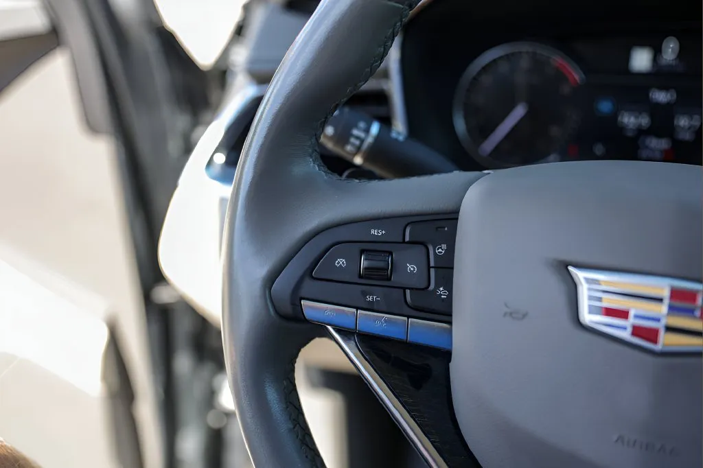 Cadillac XT6 photo 14