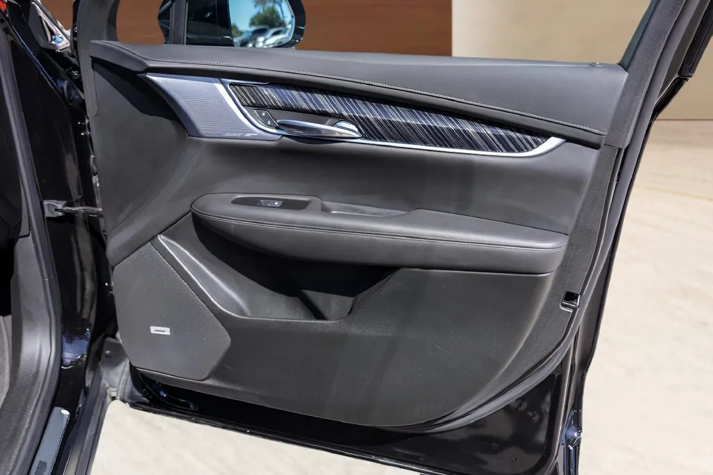 Cadillac XT6 photo 31