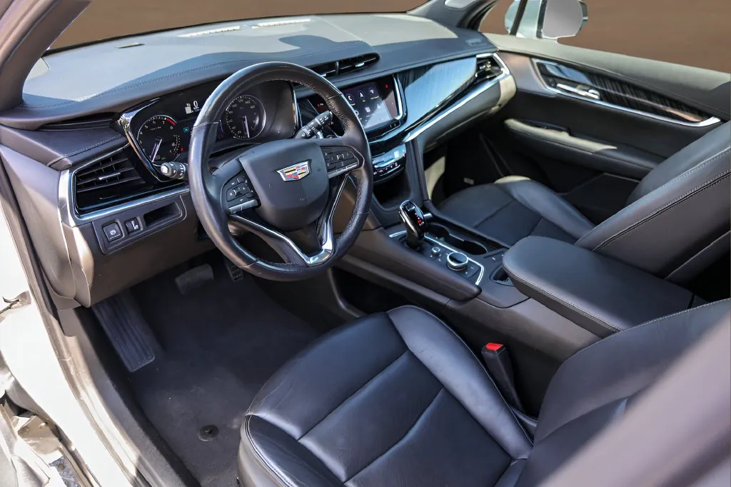 Cadillac XT6 photo 10