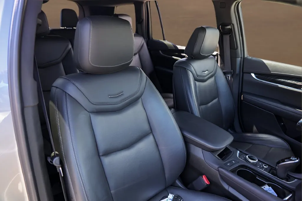 Cadillac XT6 photo 33