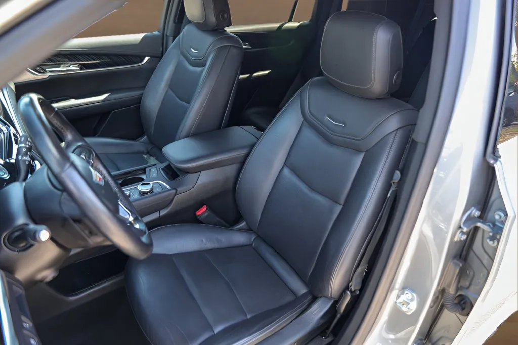 Cadillac XT6 photo 7