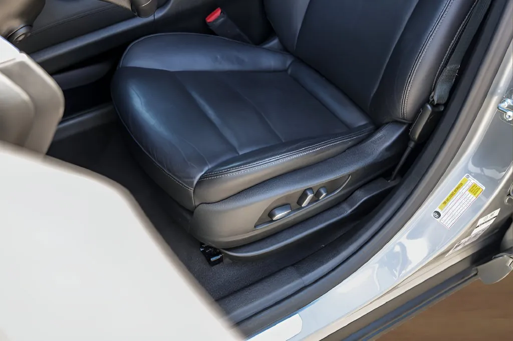 Cadillac XT6 photo 8