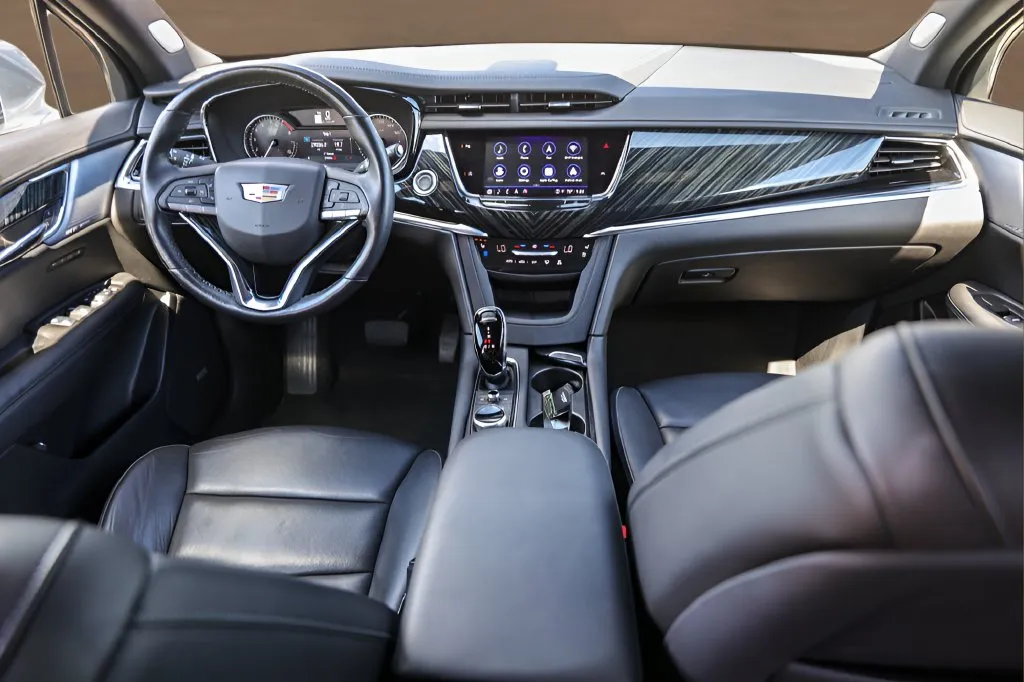 Cadillac XT6 photo 28