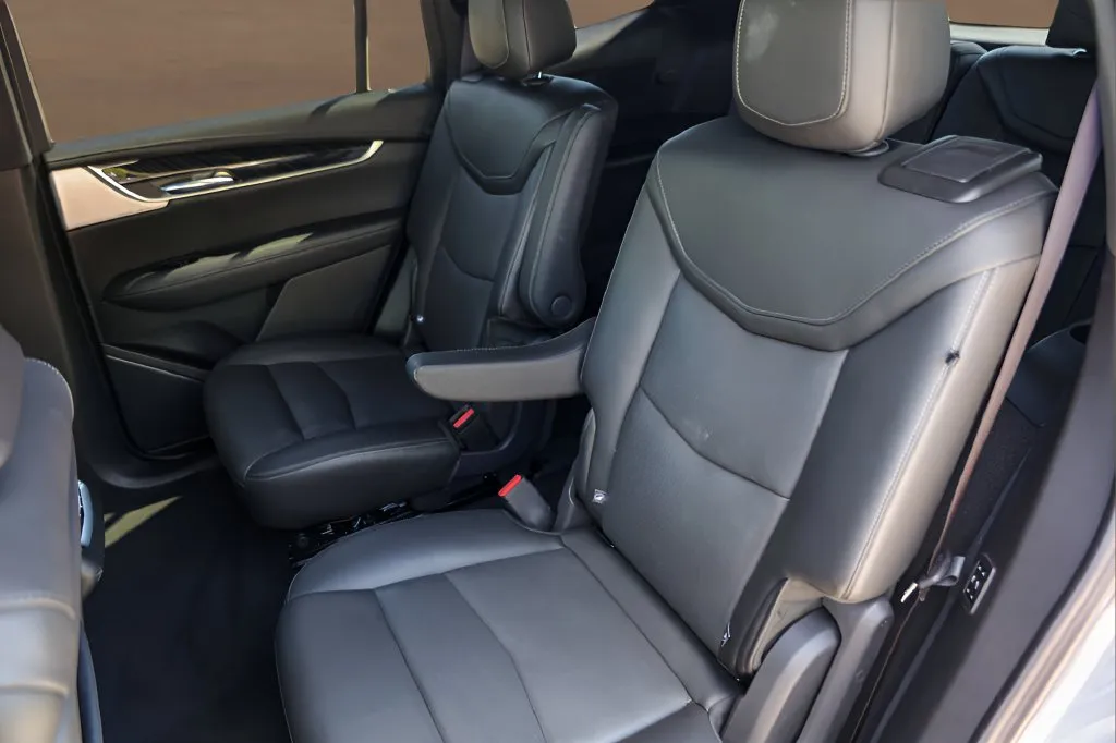 Cadillac XT6 photo 26