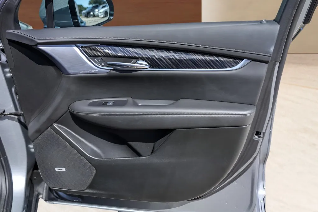 Cadillac XT6 photo 31