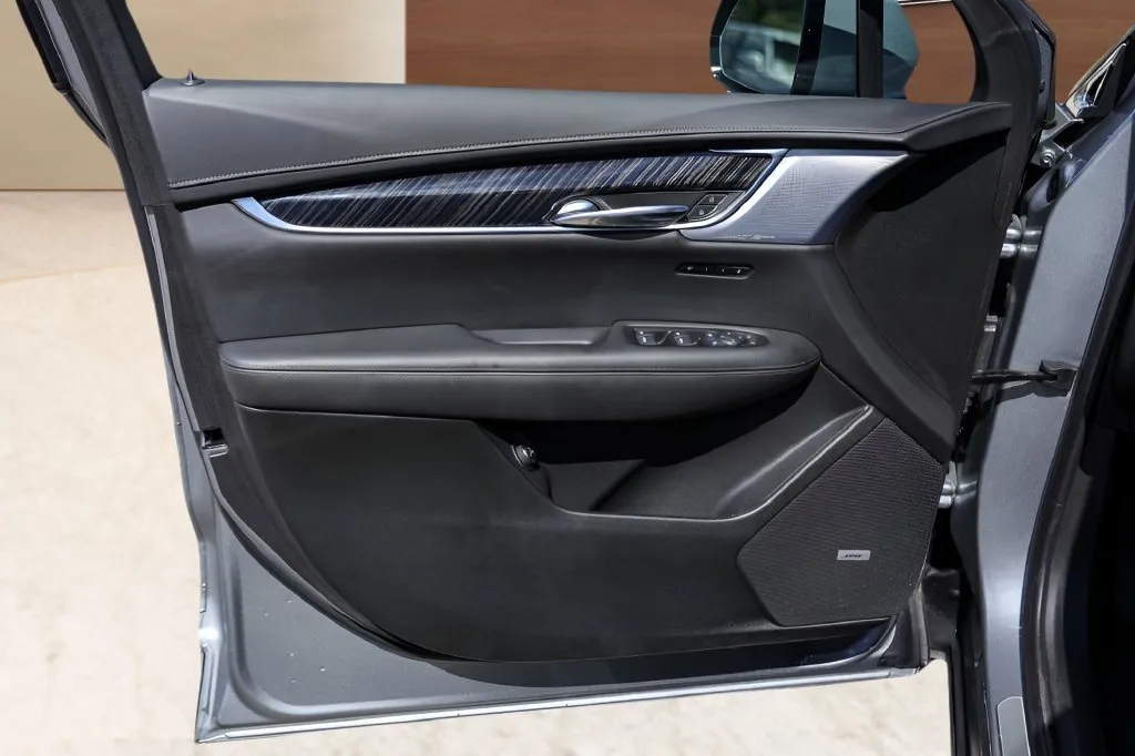 Cadillac XT6 photo 25
