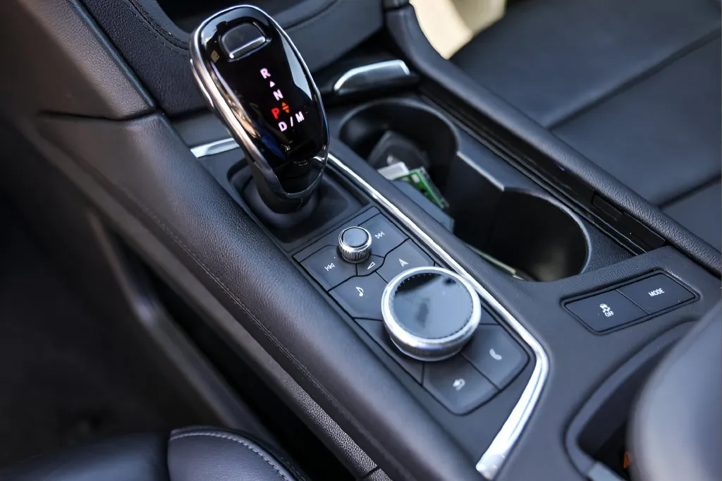 Cadillac XT6 photo 21