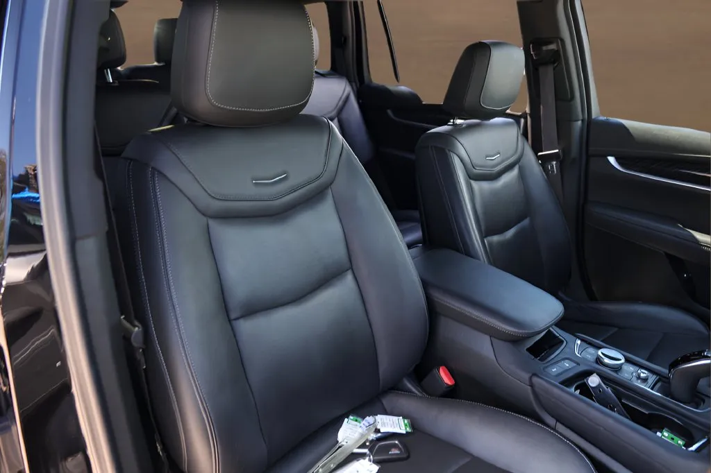 Cadillac XT6 photo 33