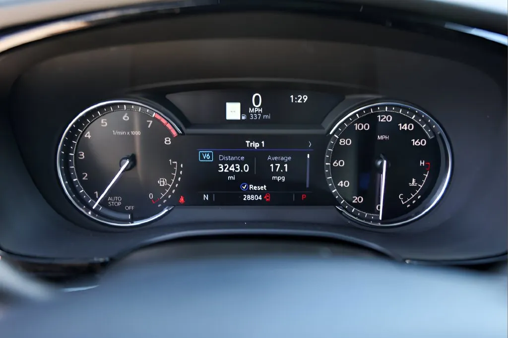 Cadillac XT6 photo 11