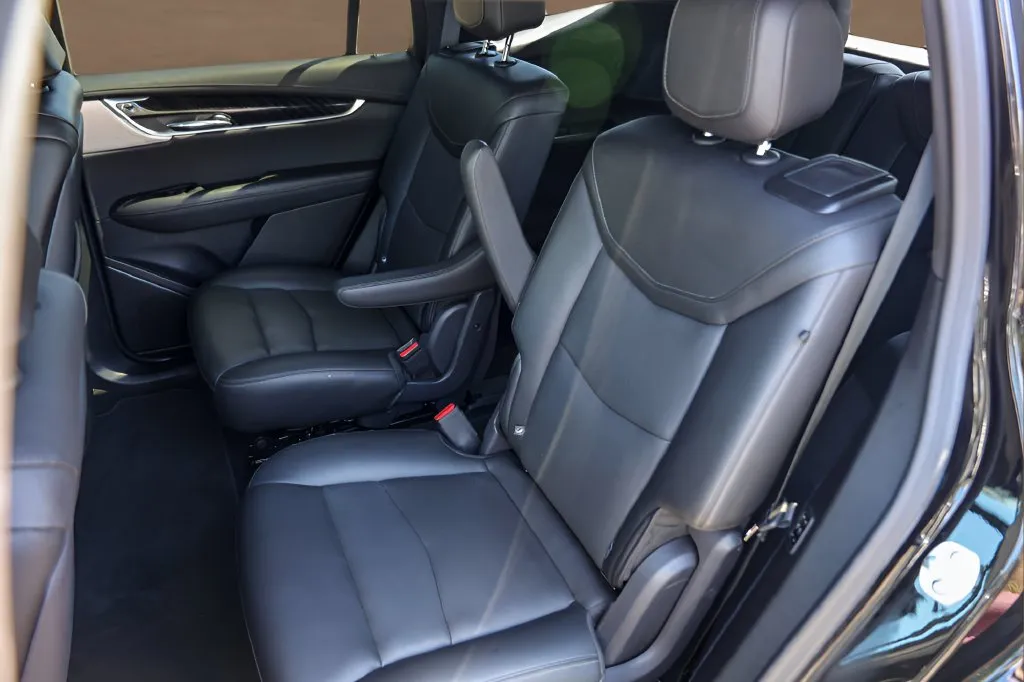 Cadillac XT6 photo 26