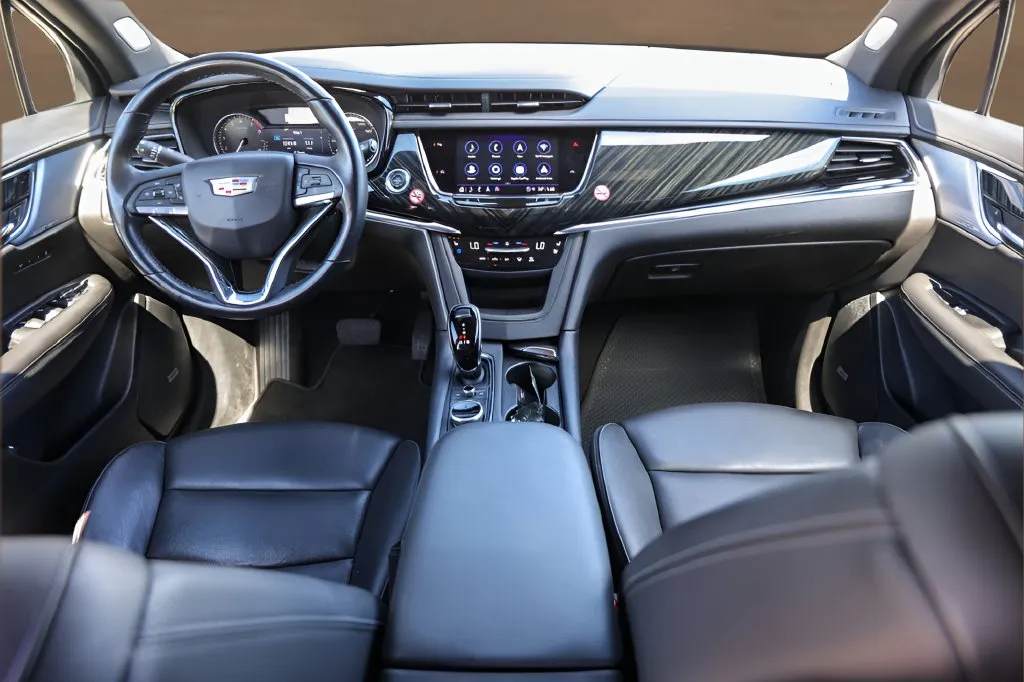 Cadillac XT6 photo 28