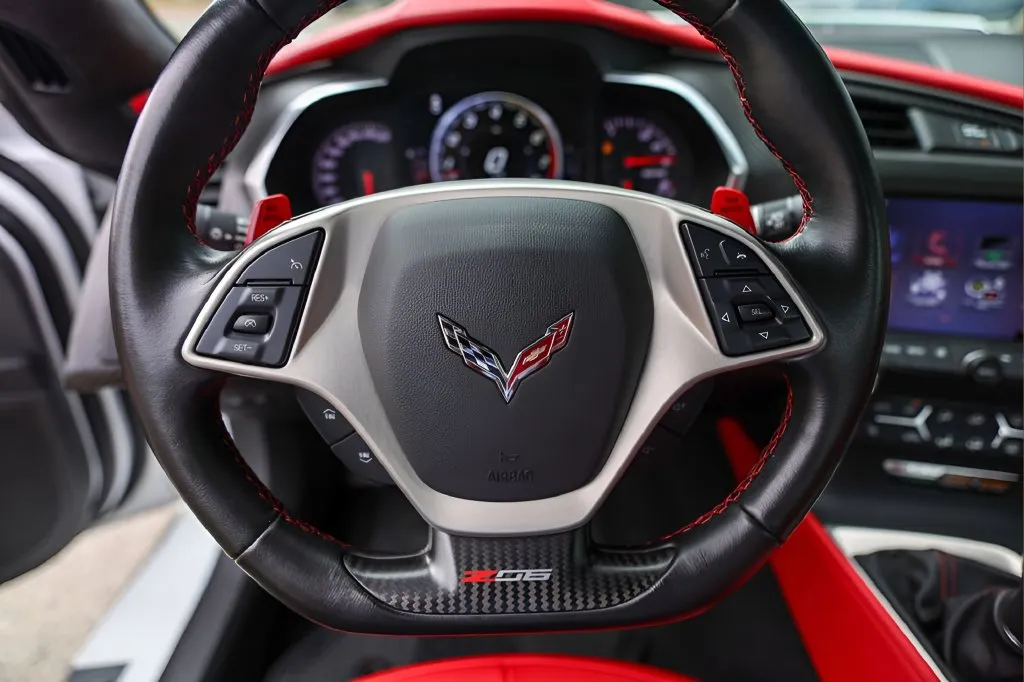 Chevrolet Corvette photo 14