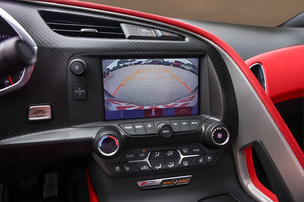 Chevrolet Corvette photo 19