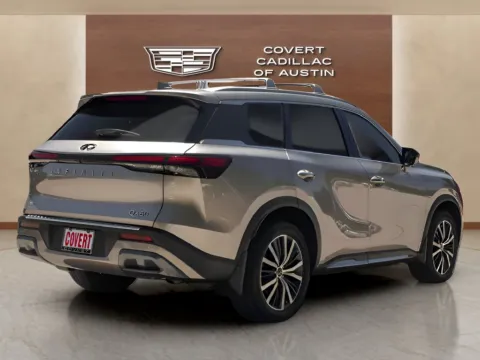 More photos of 2023 INFINITI QX60 Sensory at Covert Cadillac, TX
