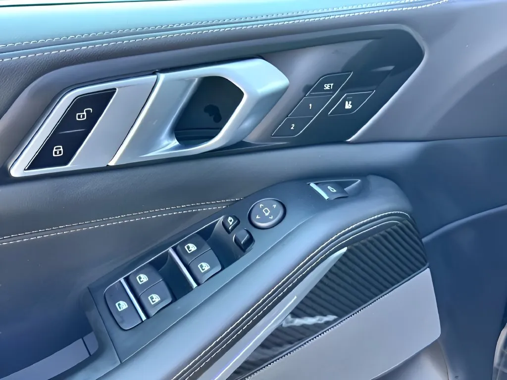 BMW X5 photo 17