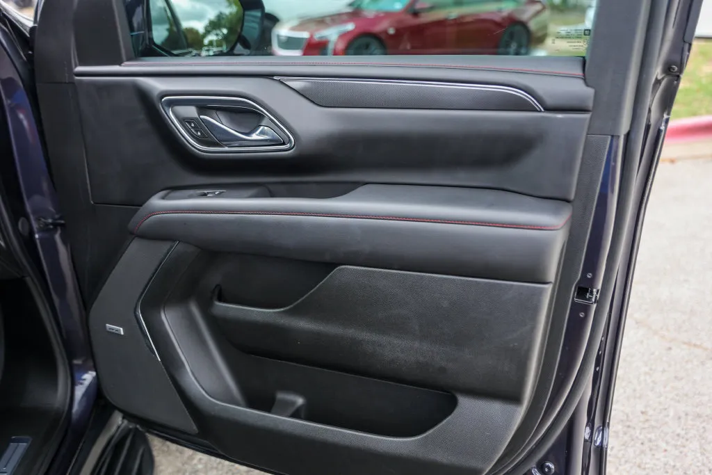 Chevrolet Suburban photo 34